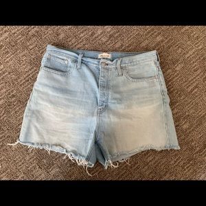 Madewell Mom Jean Shorts sz 32